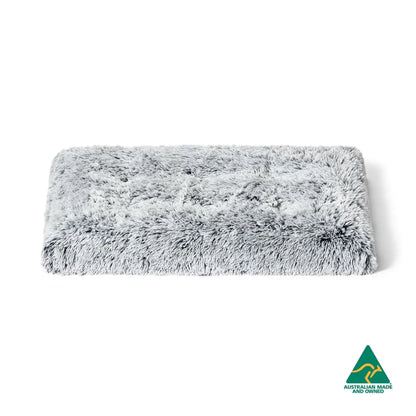 SNOOZA Calming Multimat long-pile faux fur in Silver Fox